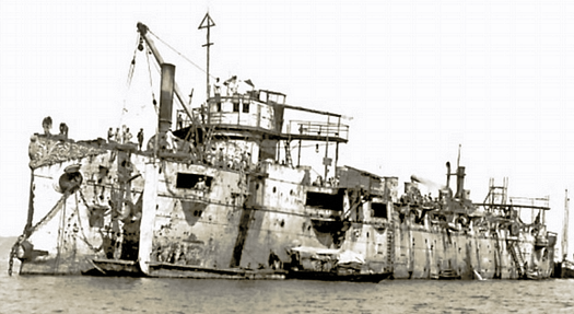 File:Varyag crucero destruído 1904.png