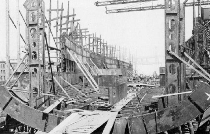 File:USS Arizona процесс постройки 3 мая 1914.jpg