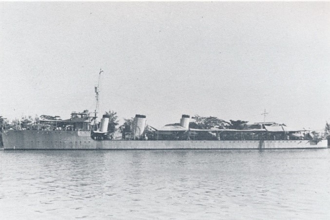 File:HTMS Phra Ruang-12.jpg