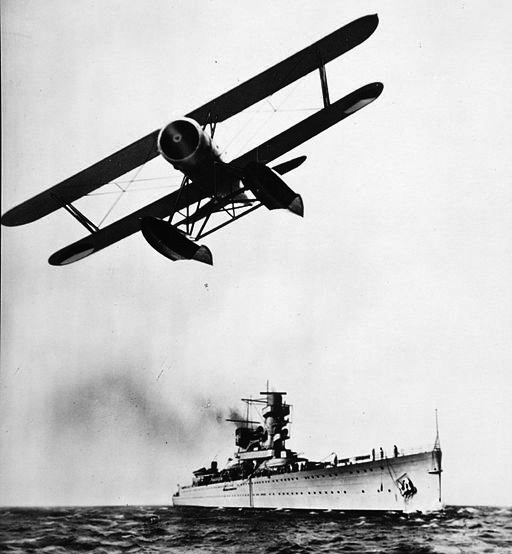 File:De Ruyter floatplane.jpg