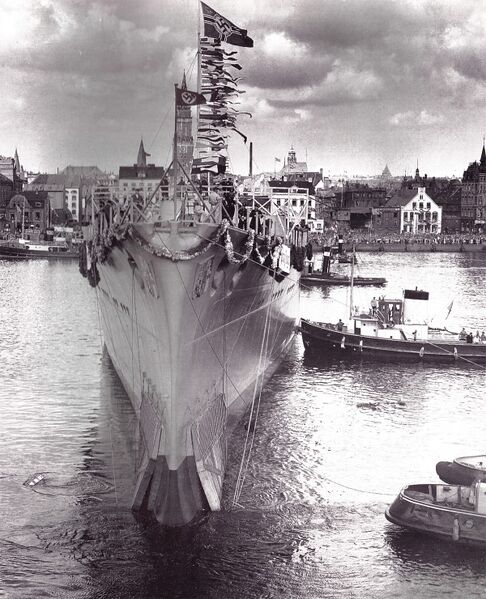 File:Prinz Eugen launch.jpg