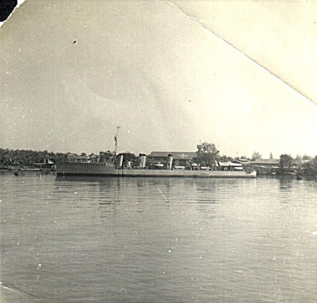 File:Htms phra ruang-2.jpg